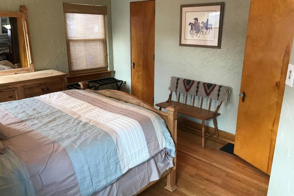 Charming Remodeled Golf Course Area Home Colorado Springs Eksteriør billede
